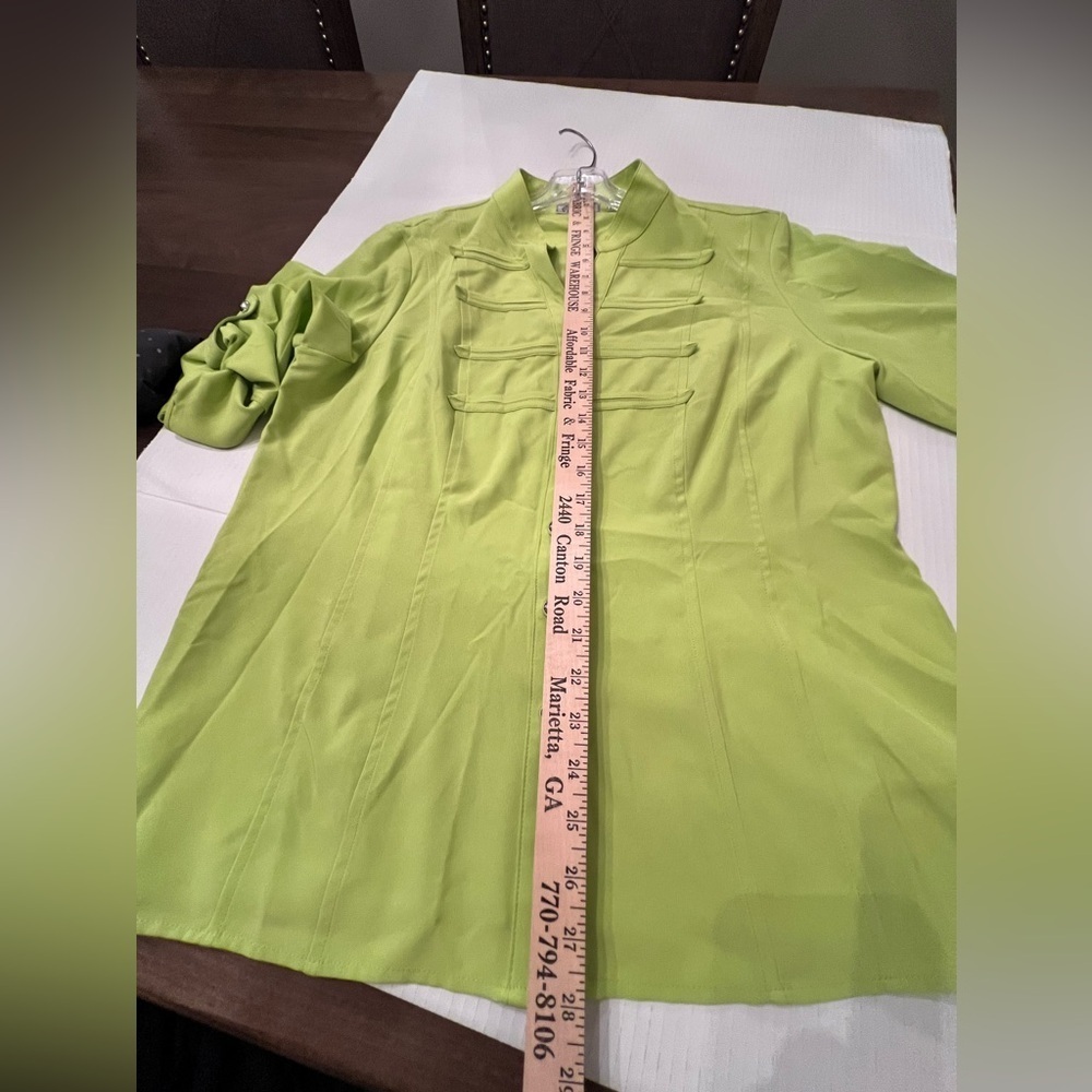 KATHY CHE NEW YORK STRETCH MILITARY SHIRT  COLOR IS CITRUS. SIZE PXL. NWT - Picture 2 of 8